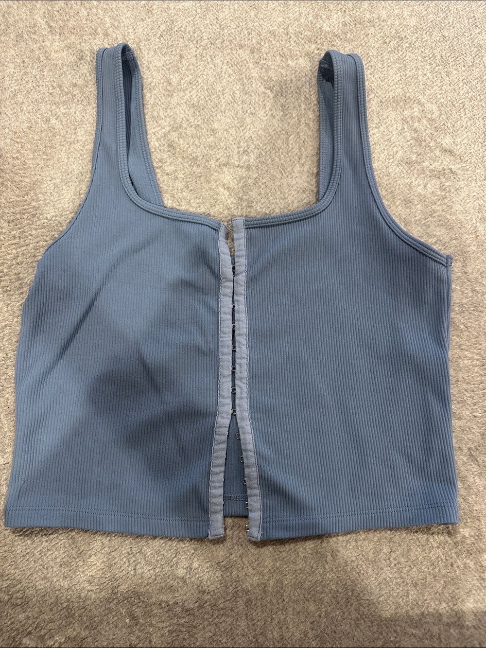 A&F Ribbed Tank Crop Top in Dusty Blue